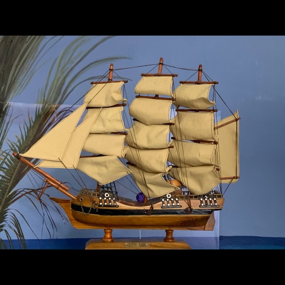 Cutty Sark sailboat - Picture 2 of 3